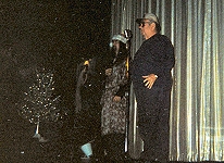 Host Wally Wingert (left) & Larry Mann 
(right) on stage.